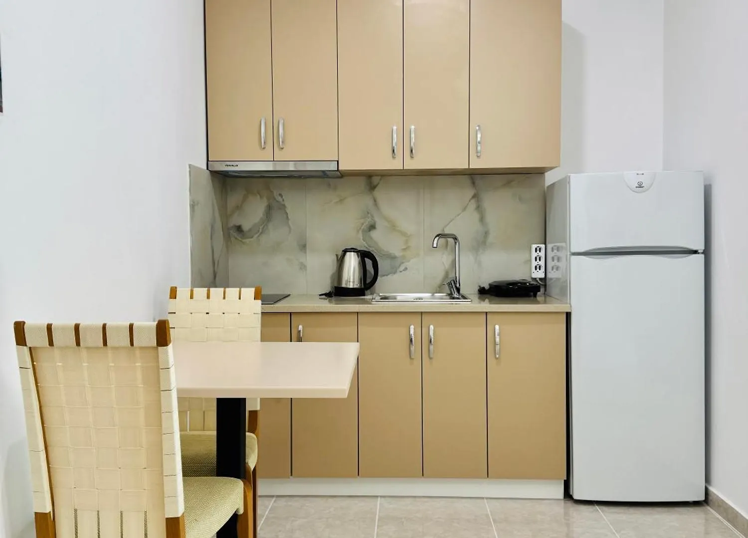 Swan Rent Rooms Vlorë 0*,