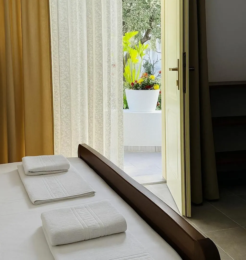 Swan Rent Rooms Vlorë Apartmán